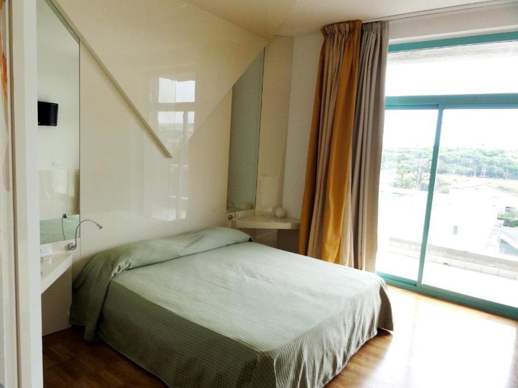 Hotel Excelsior วาสโต ภายนอก รูปภาพ