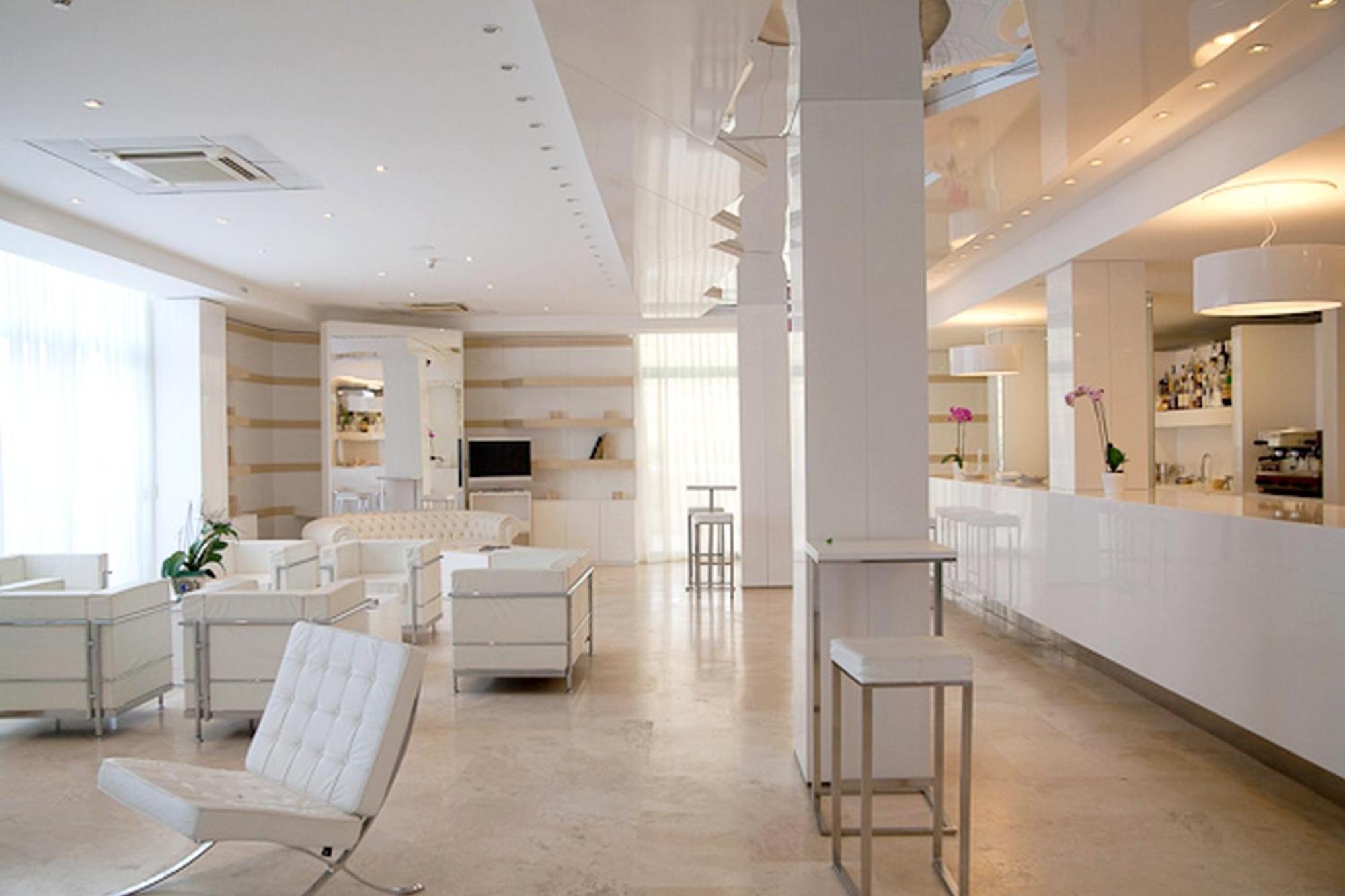 Hotel Excelsior วาสโต ภายนอก รูปภาพ