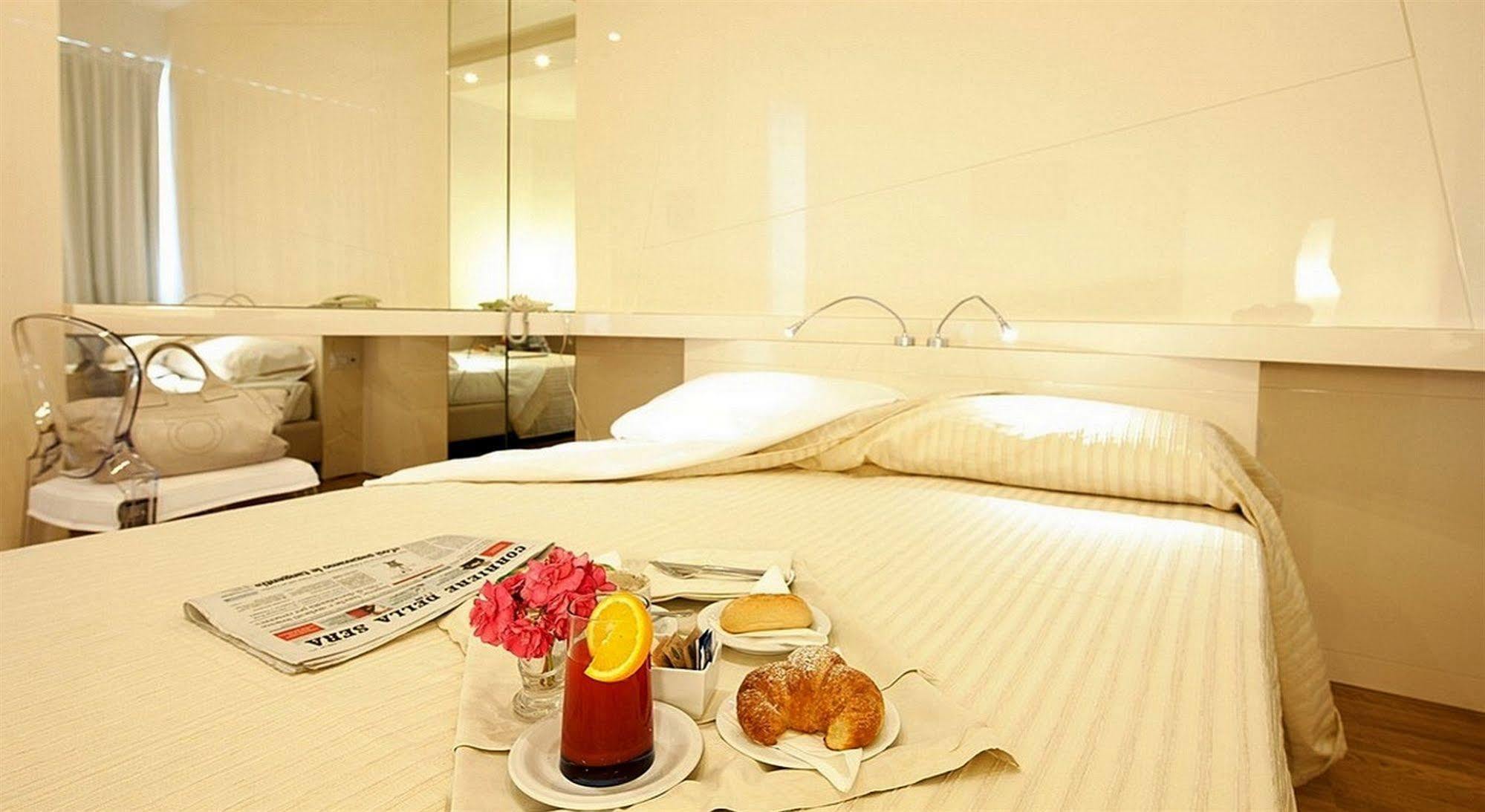 Hotel Excelsior วาสโต ภายนอก รูปภาพ